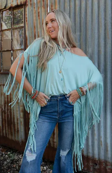 The Nest Showstopper Fringe Top
