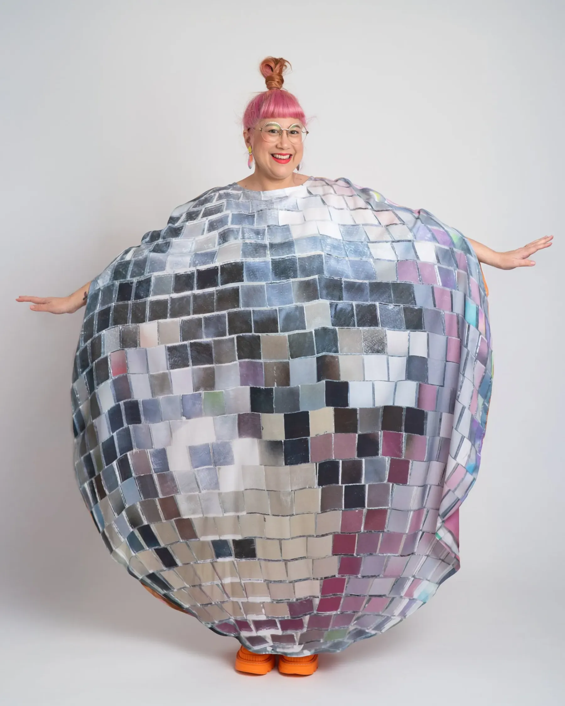 ROUND-ABOUTS: Disco Dress