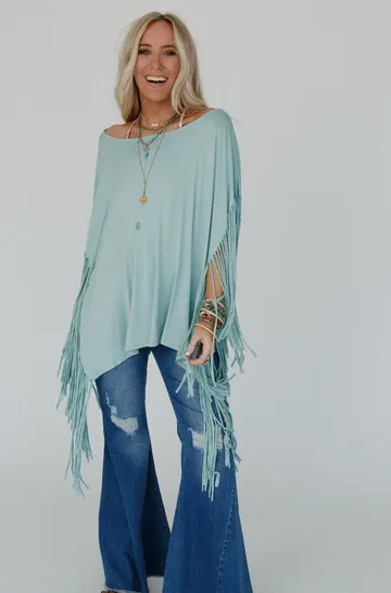 The Nest Showstopper Fringe Top