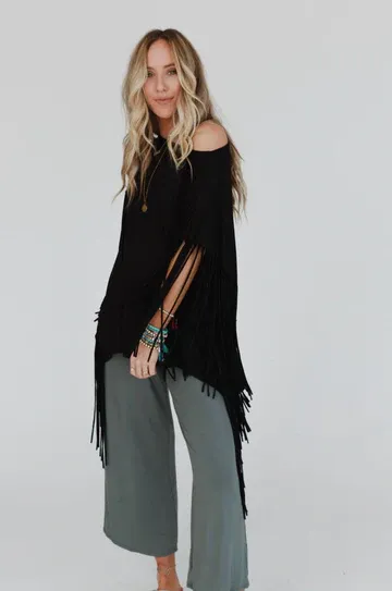 The Nest Showstopper Fringe Top