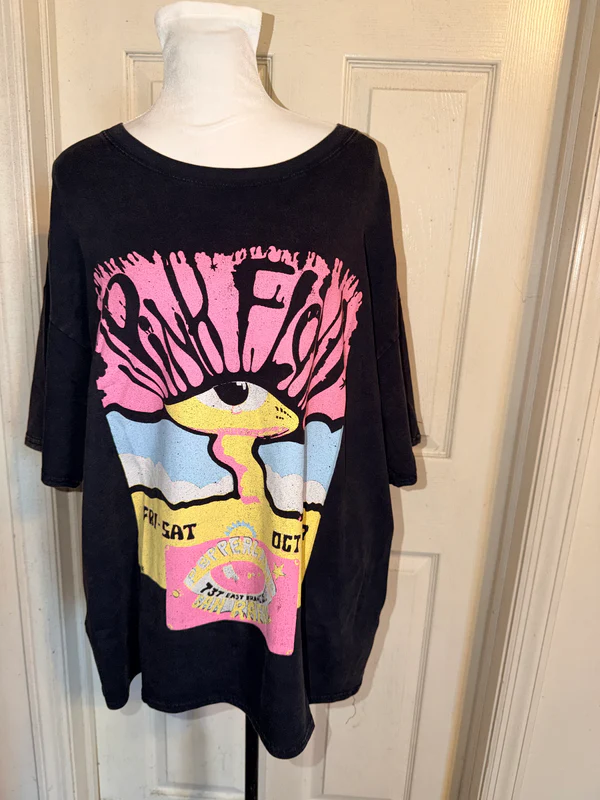 Pink Floyd Oversized Distressed Tee