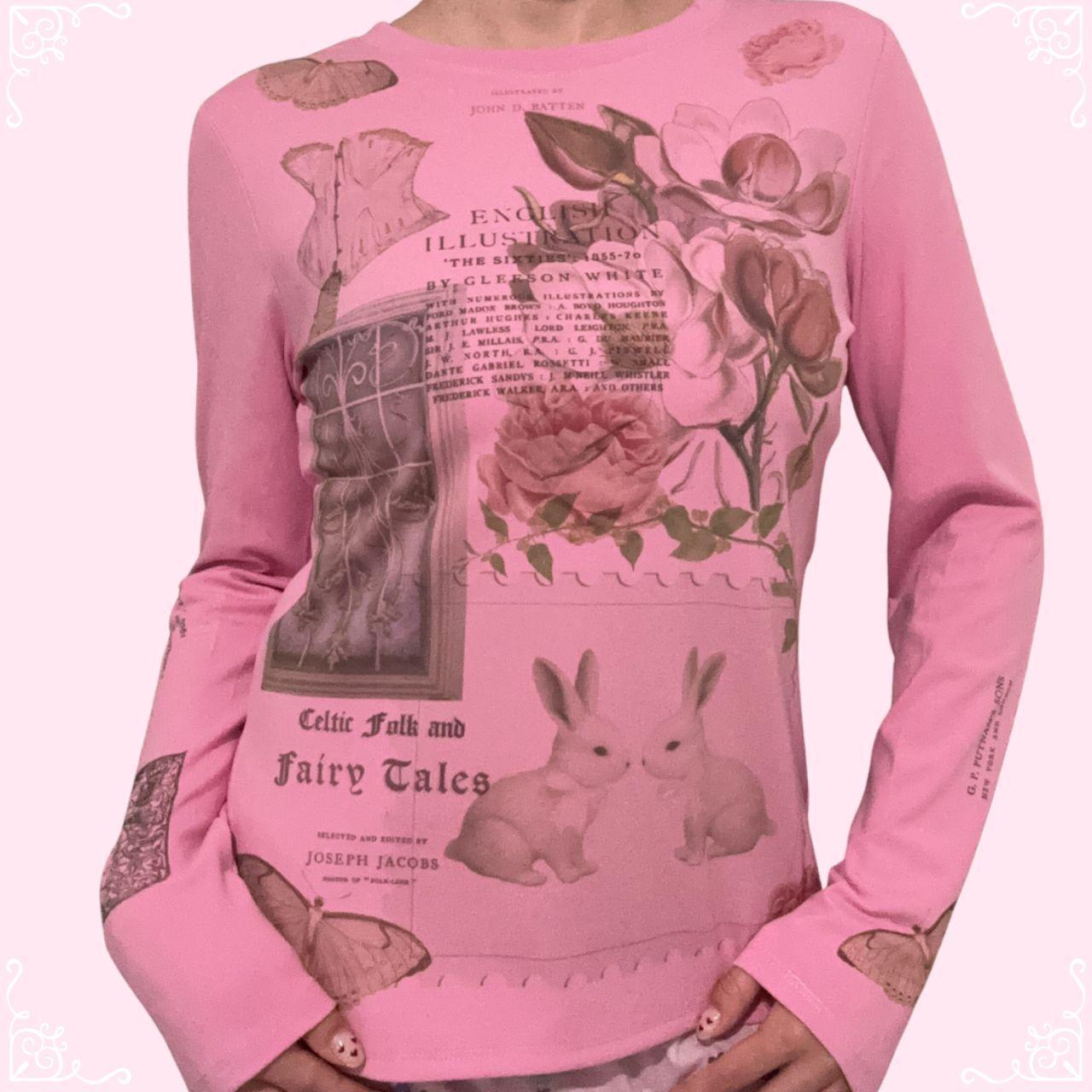 Printed long-sleeved top