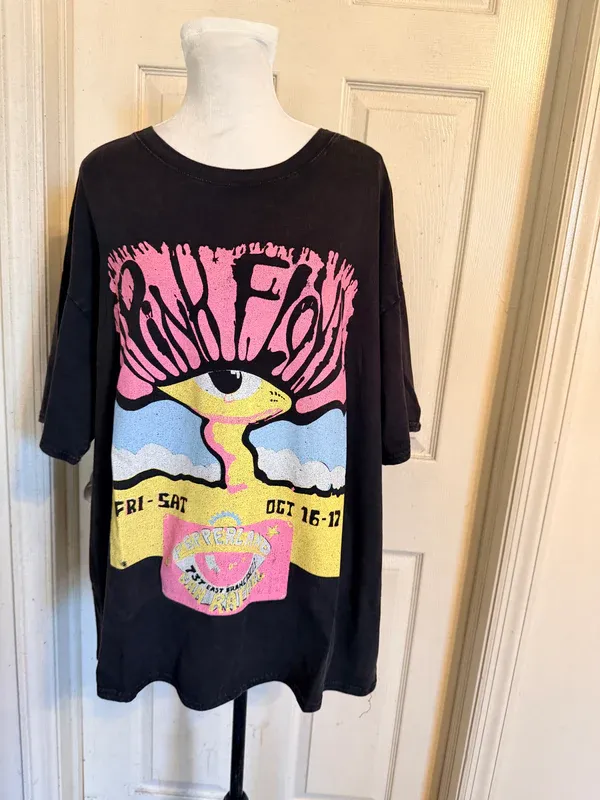 Pink Floyd Oversized Distressed Tee