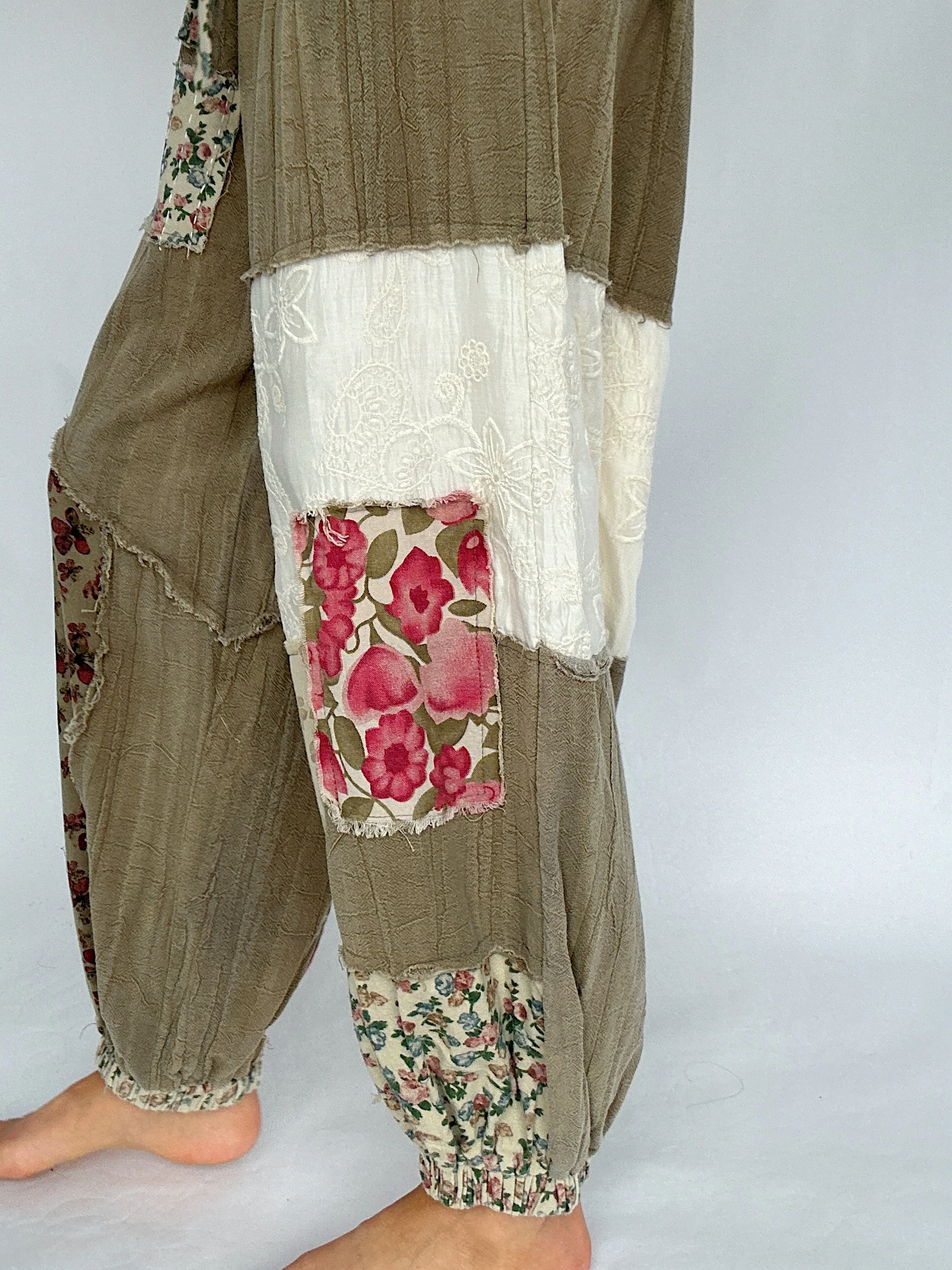 Laredo Floral Patch Pants