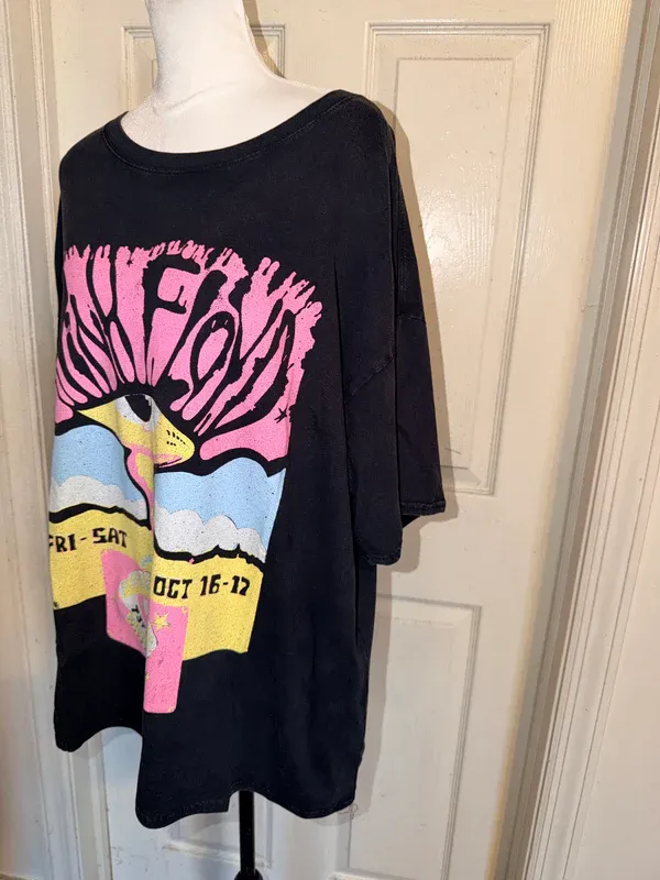 Pink Floyd Oversized Distressed Tee