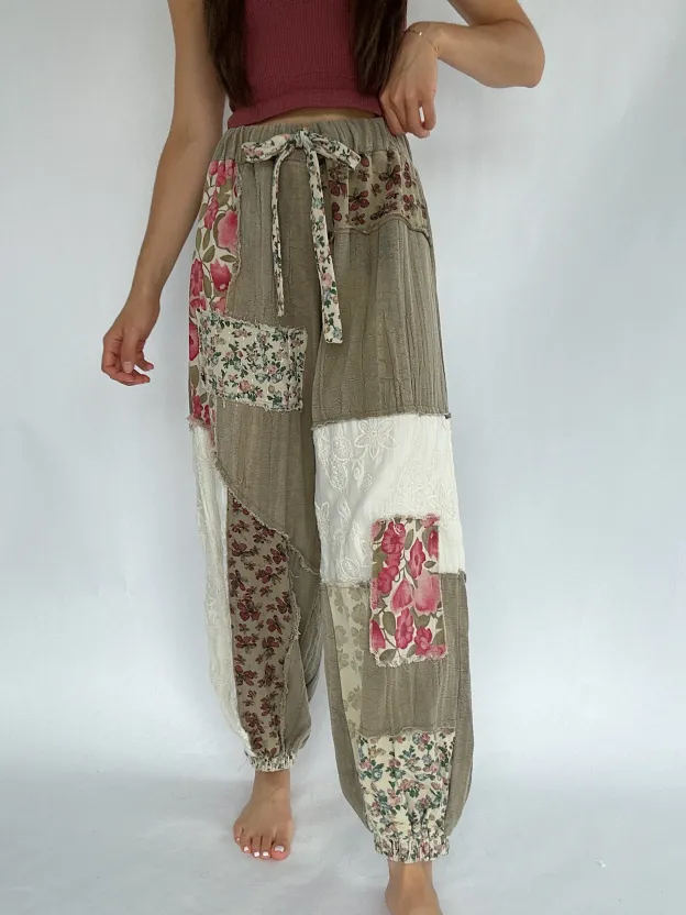 Laredo Floral Patch Pants