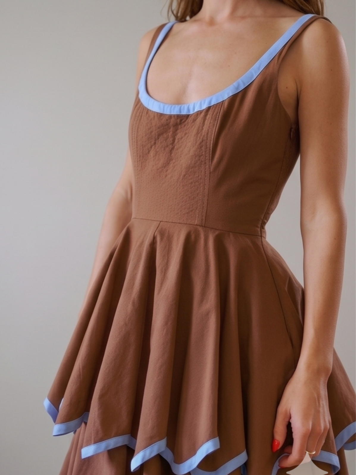The Layered Scallop Midi-Coffee