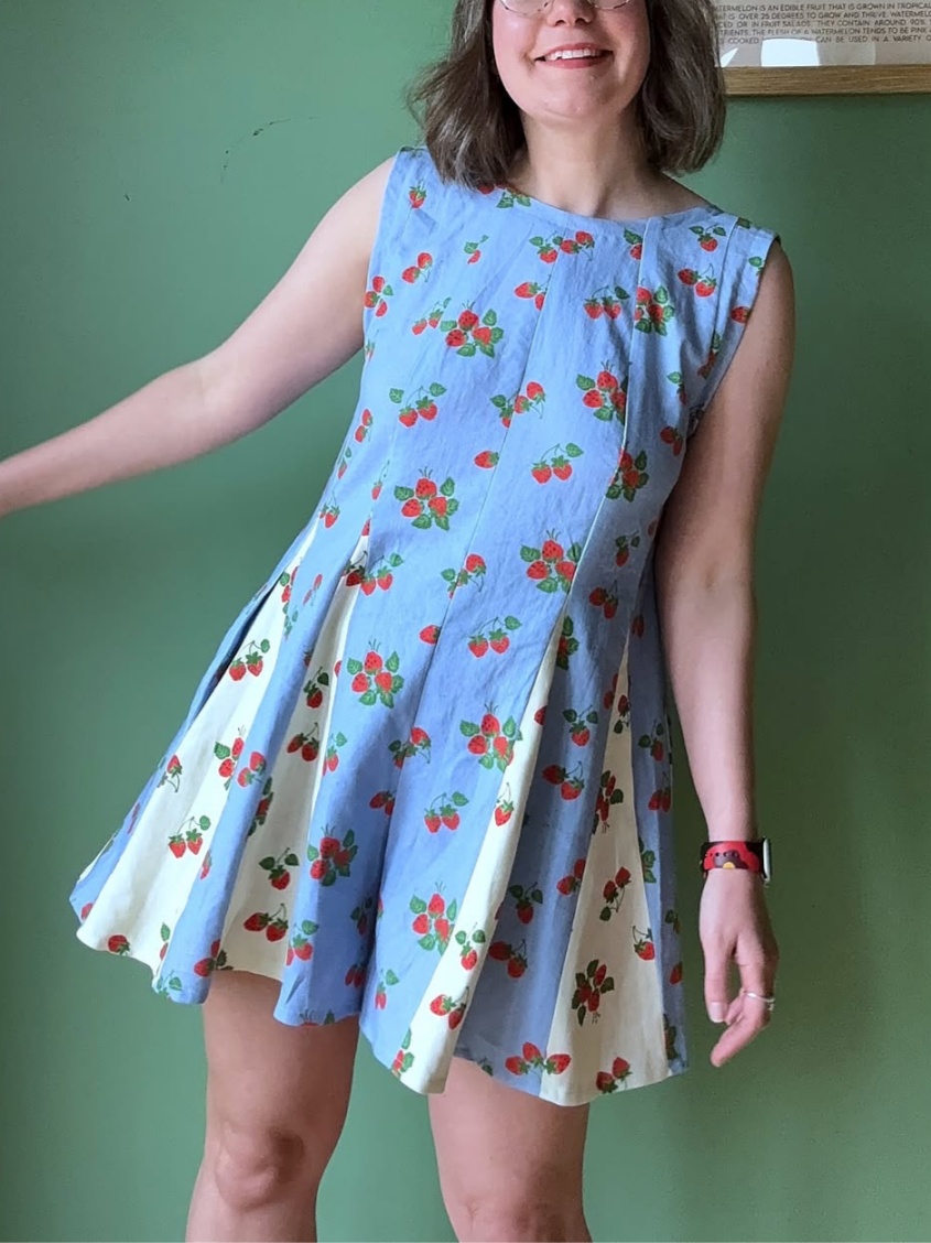Women Sleeveless Strawberry Print Skort Dress