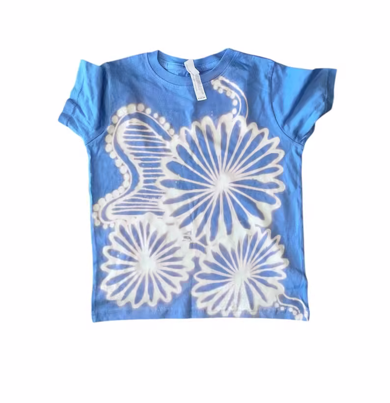 Ditsy floral Graphic Tee