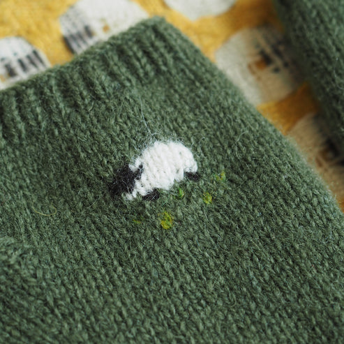 Sheep Gloves