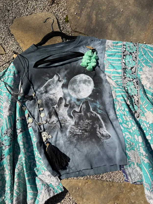 Howl at the Moon Kantha Tee