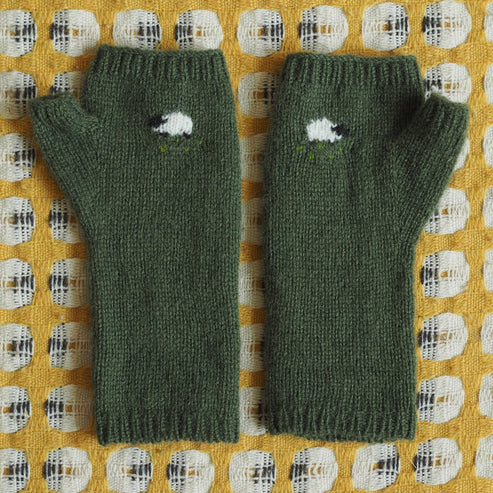 Sheep Gloves