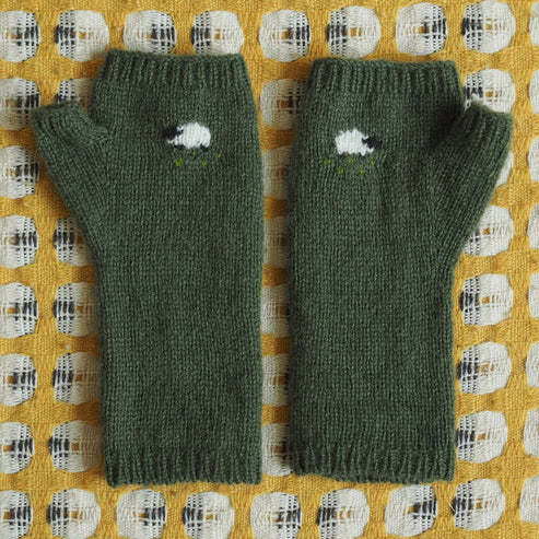 Sheep Gloves