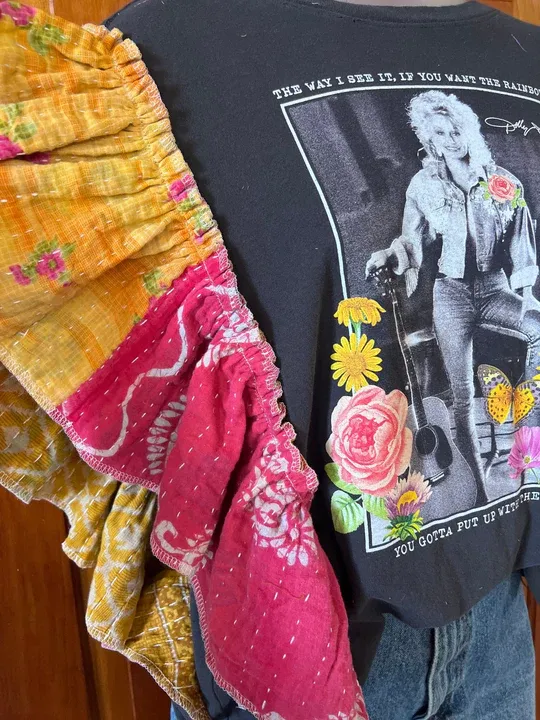 DOLLY ruffle sleeves kantha tee