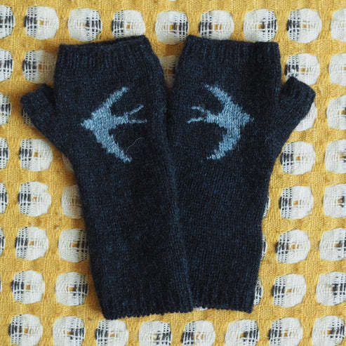 Swallows Gloves - Navy Blue