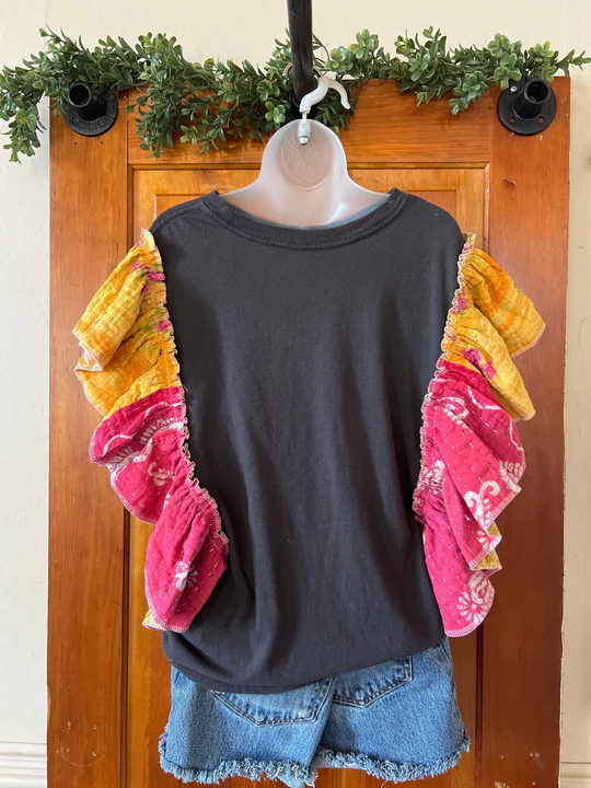 DOLLY ruffle sleeves kantha tee