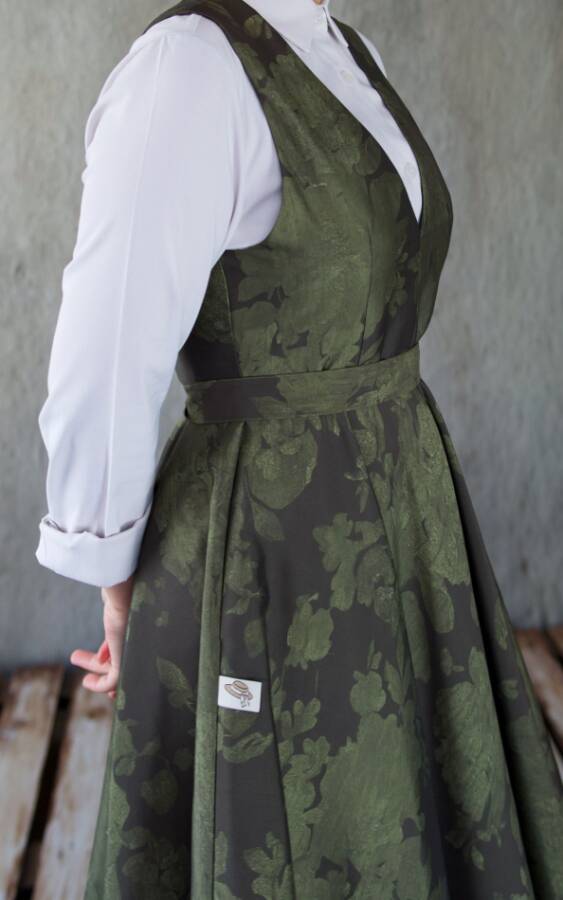 Vintage Jacquard V-Neck Pinafore Dress-Green