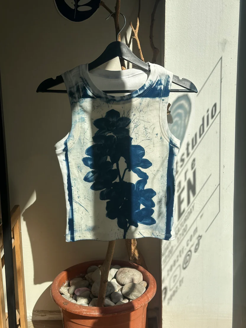 Beetlebloom II Cyanotype Crop Top