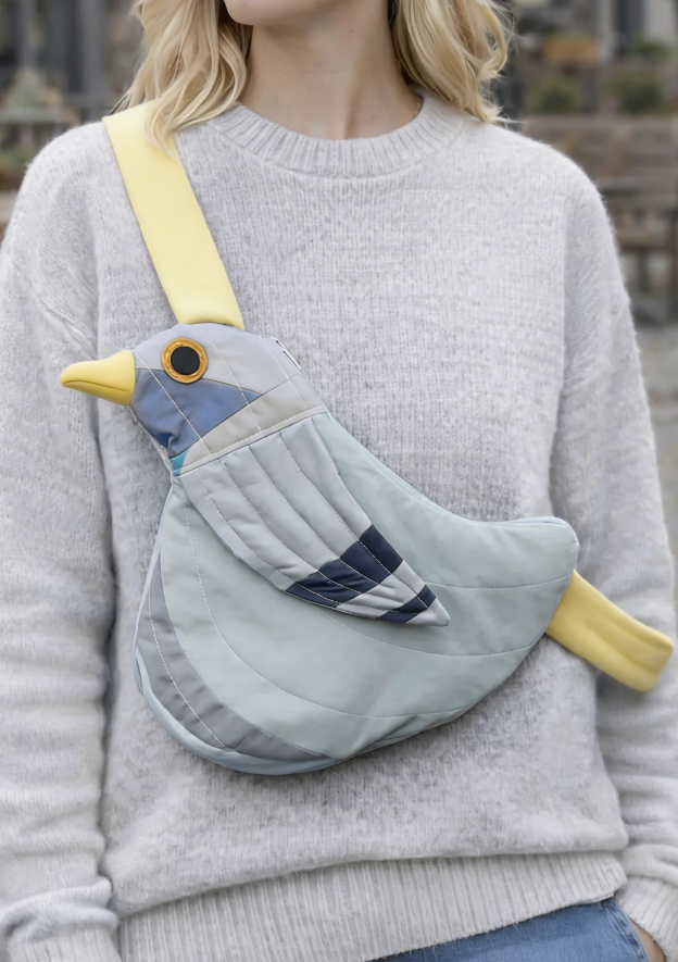 Fly Away Crossbody Bird Bag - Bird