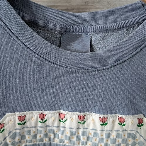 Vintage Goose Graphic Sweatshirt