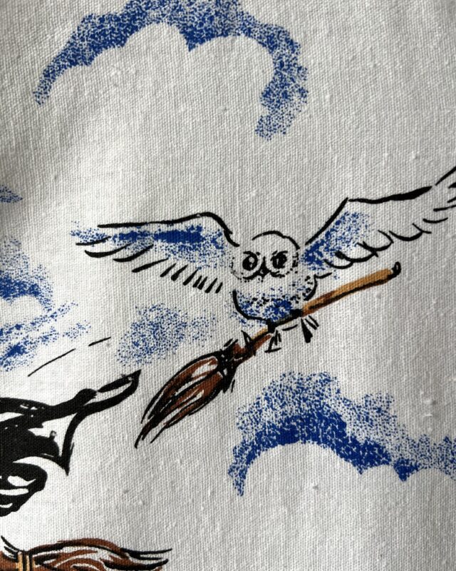 Wizard Flying Graphic Cotton Linen Short Sleeve Shirt