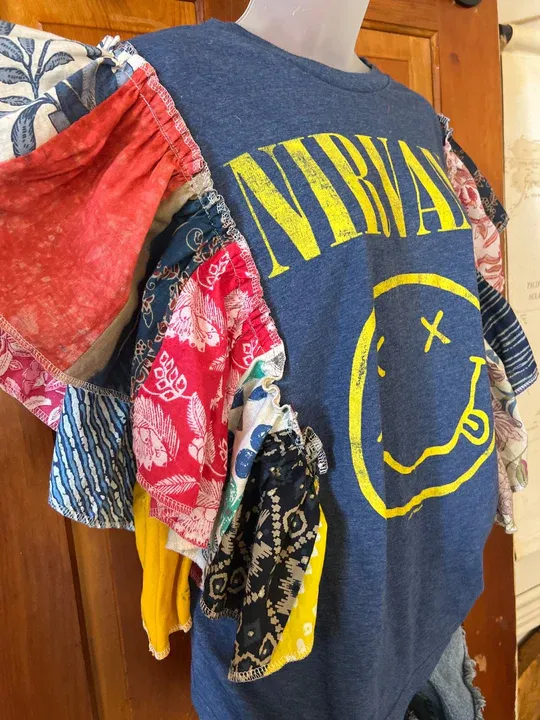 NIRVANA patchwork ruffle tee