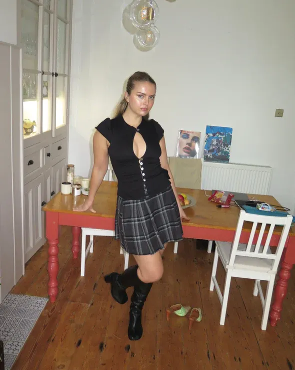 The Paulina Top in Black