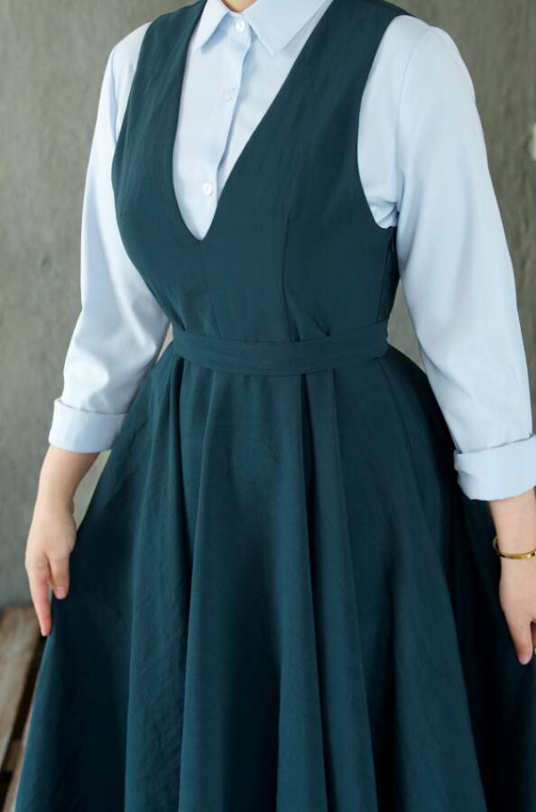 Vintage V-Neck Pinafore Dress-Blue