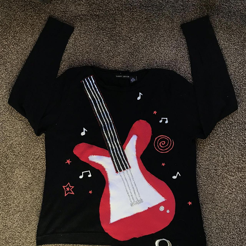 Printed long-sleeved top