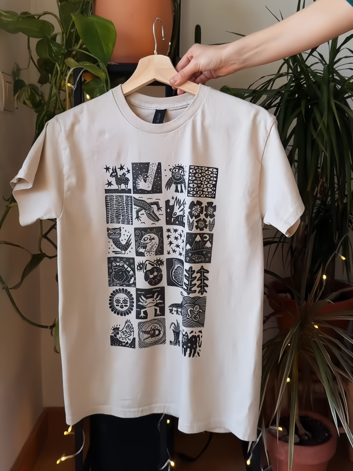 Retro Block Print Nature Tee