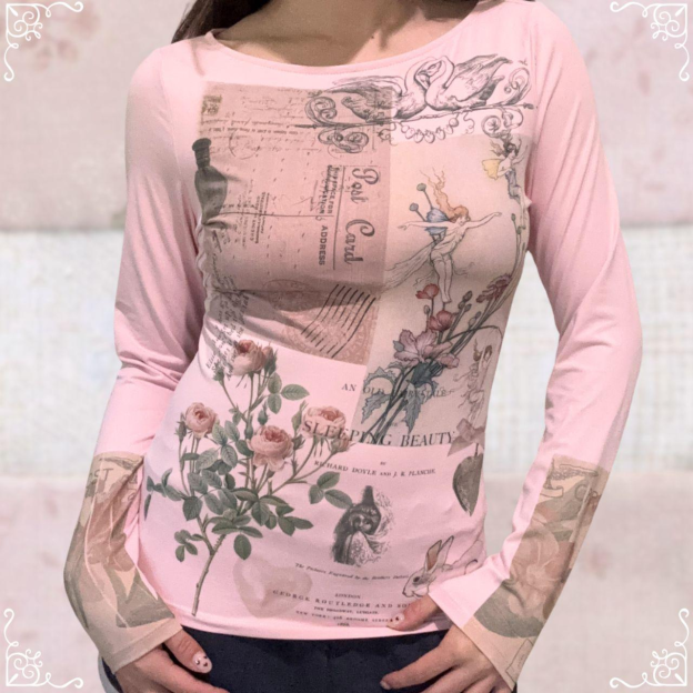 Printed long-sleeved top