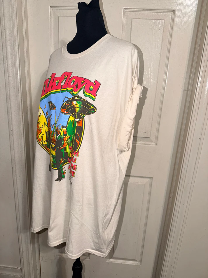 Pink Floyd Oversized Distressed Tee