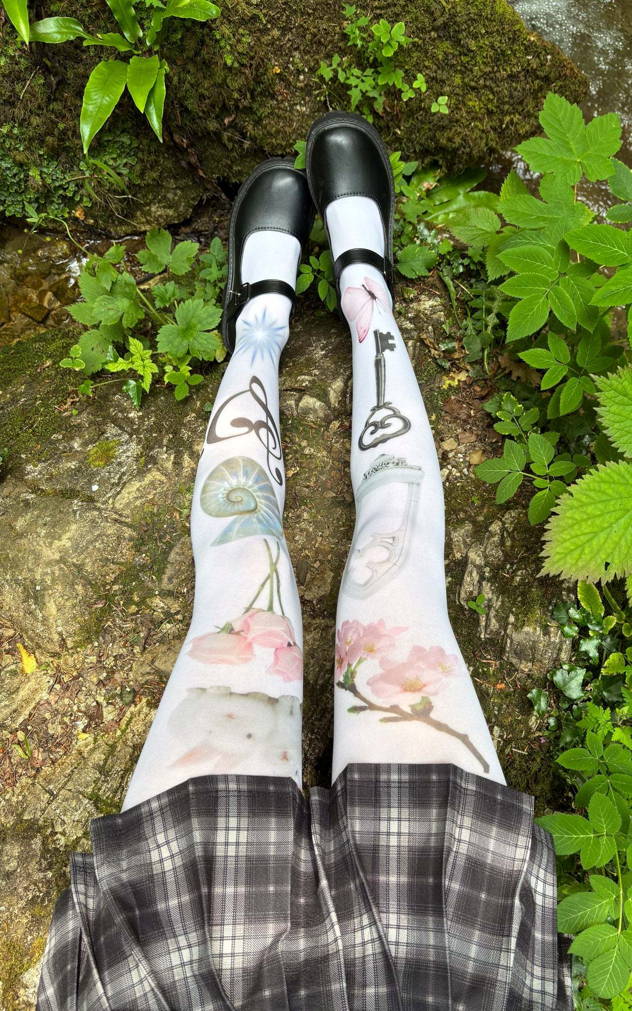 ENCHANTED TIGHTS