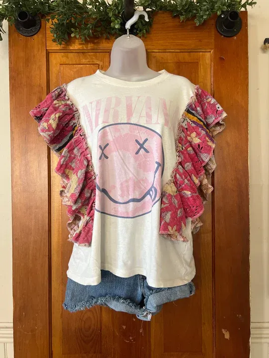 Nirvana -pink kantha ruffle sleeves tee
