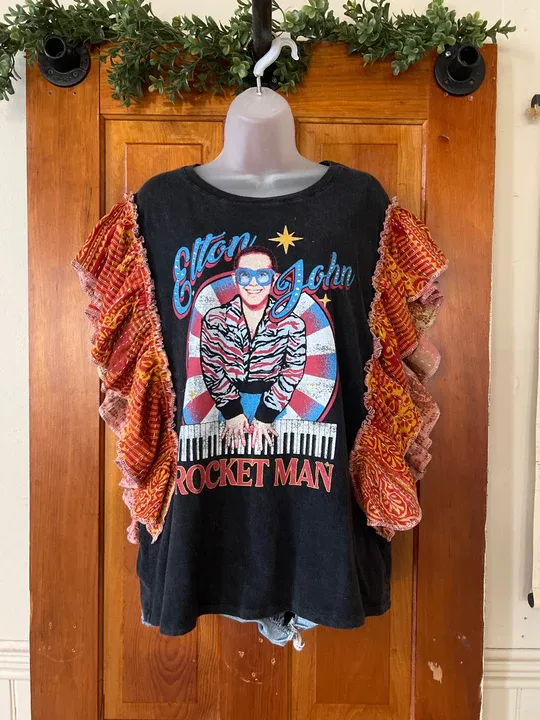Elton John kantha ruffle sleeves tee