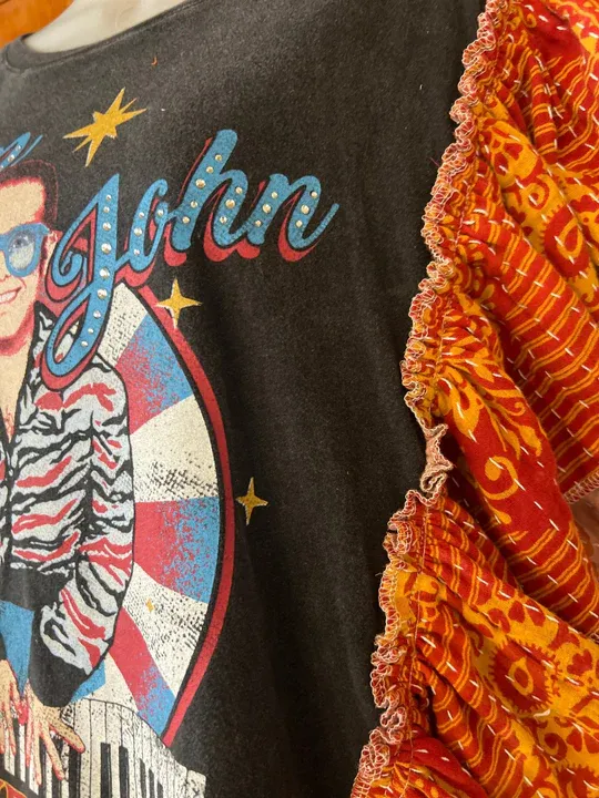 Elton John kantha ruffle sleeves tee