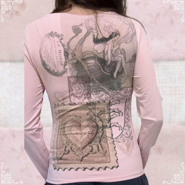 Printed long-sleeved top