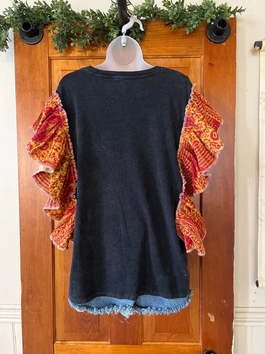 Elton John kantha ruffle sleeves tee