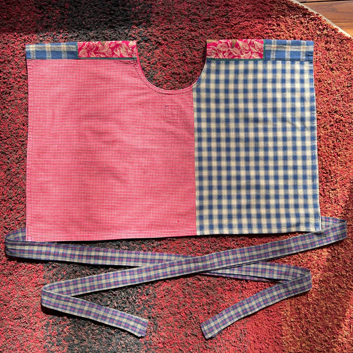 Lots of Ducks Wrap Top