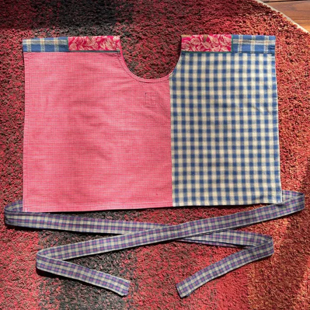 Lots of Ducks Wrap Top