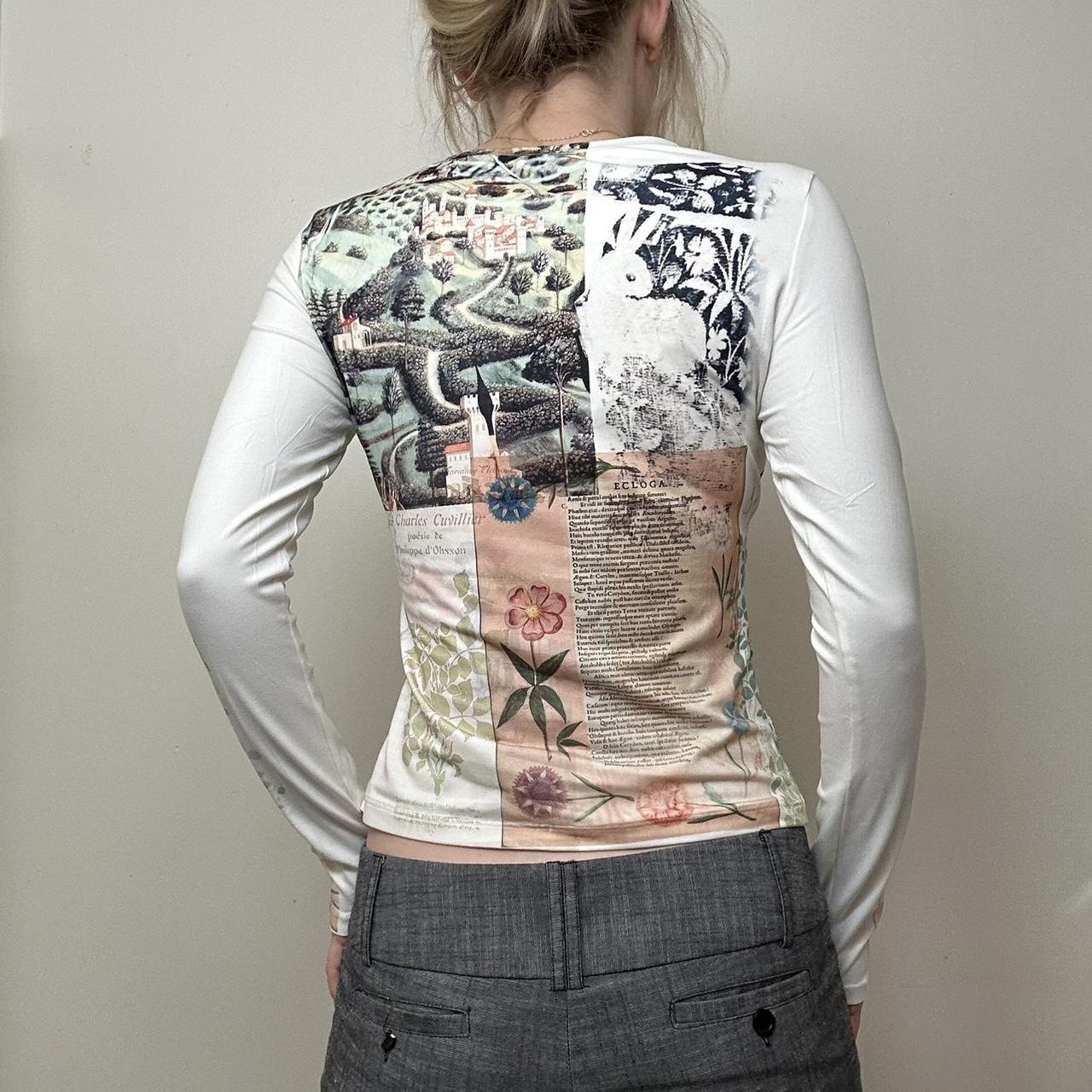 Printed long-sleeved top