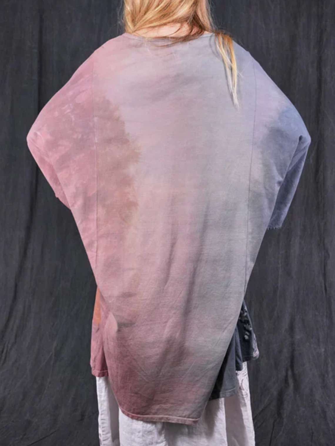 Artistic tee box T-shirt