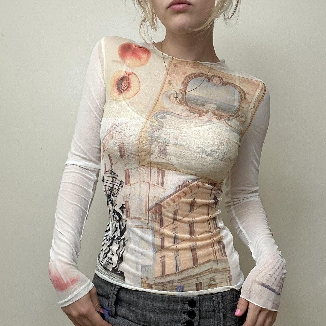 Printed long-sleeved top