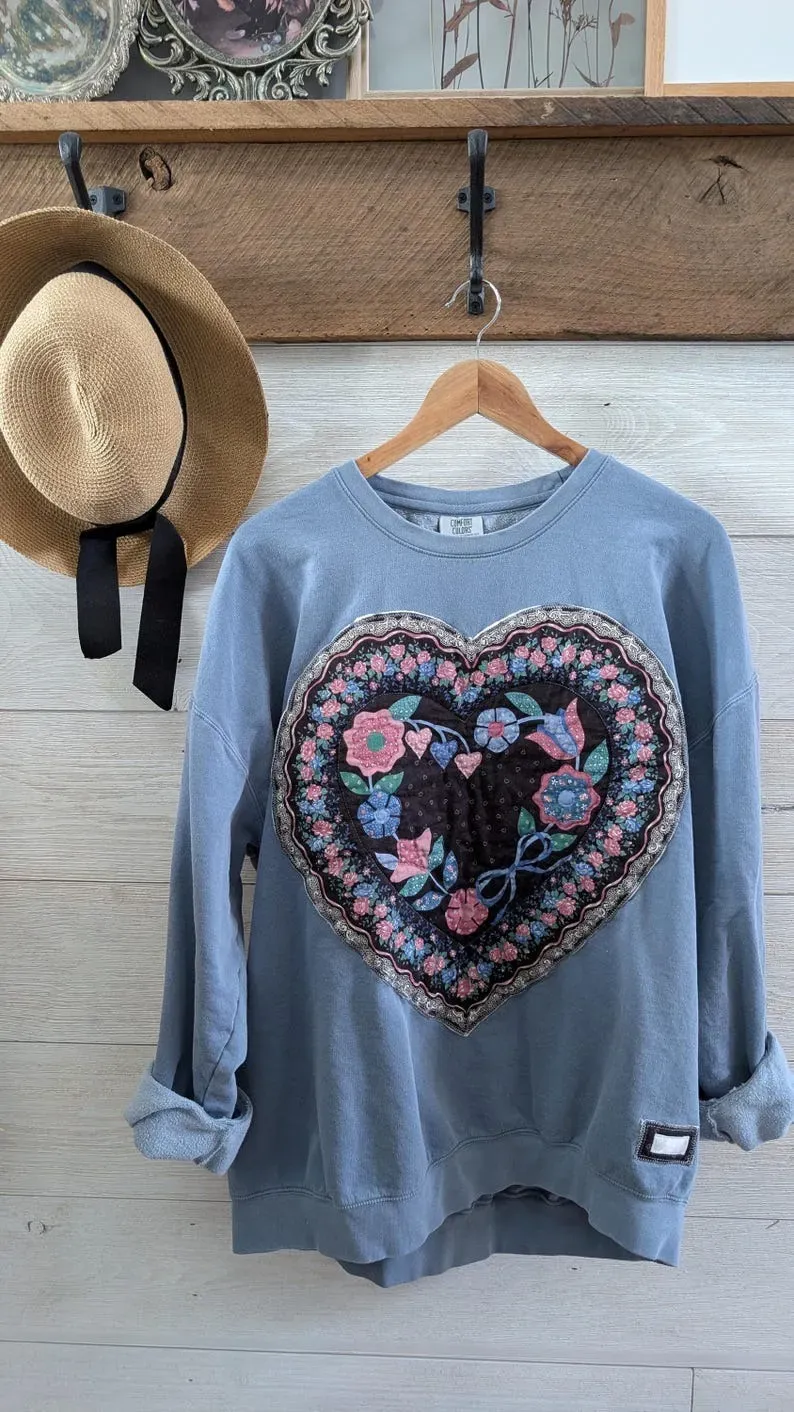 FULL HEART Crewneck