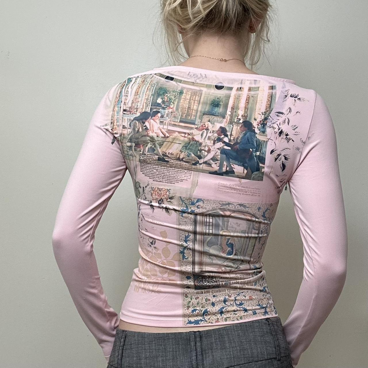 Printed long-sleeved top