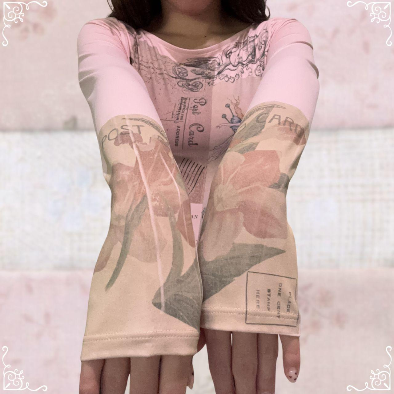 Printed long-sleeved top