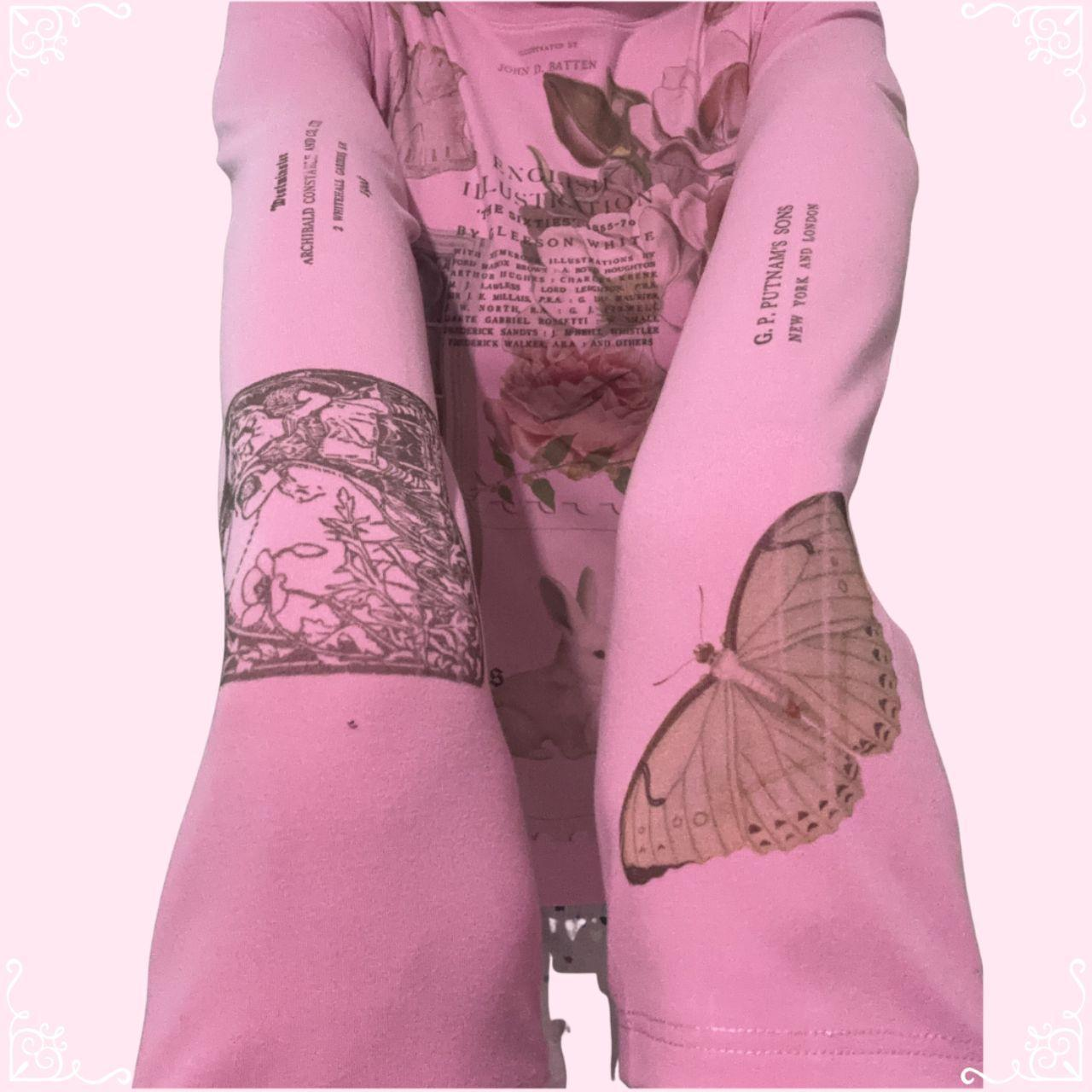 Printed long-sleeved top