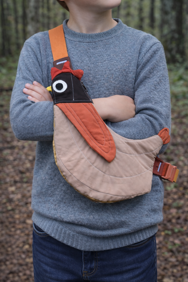 Pre-Order | Handcrafted-Fly Away Crossbody Bird Bag - Chicken