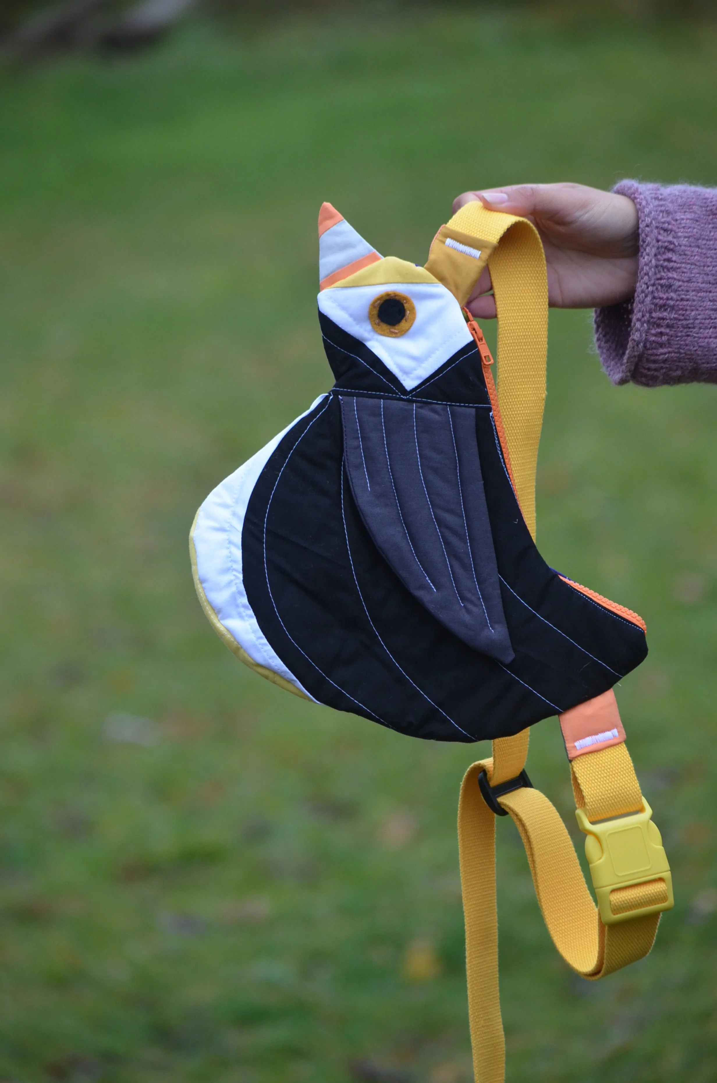 Pre-Order | Handcrafted-Fly Away Crossbody Bird Bag - Puffin