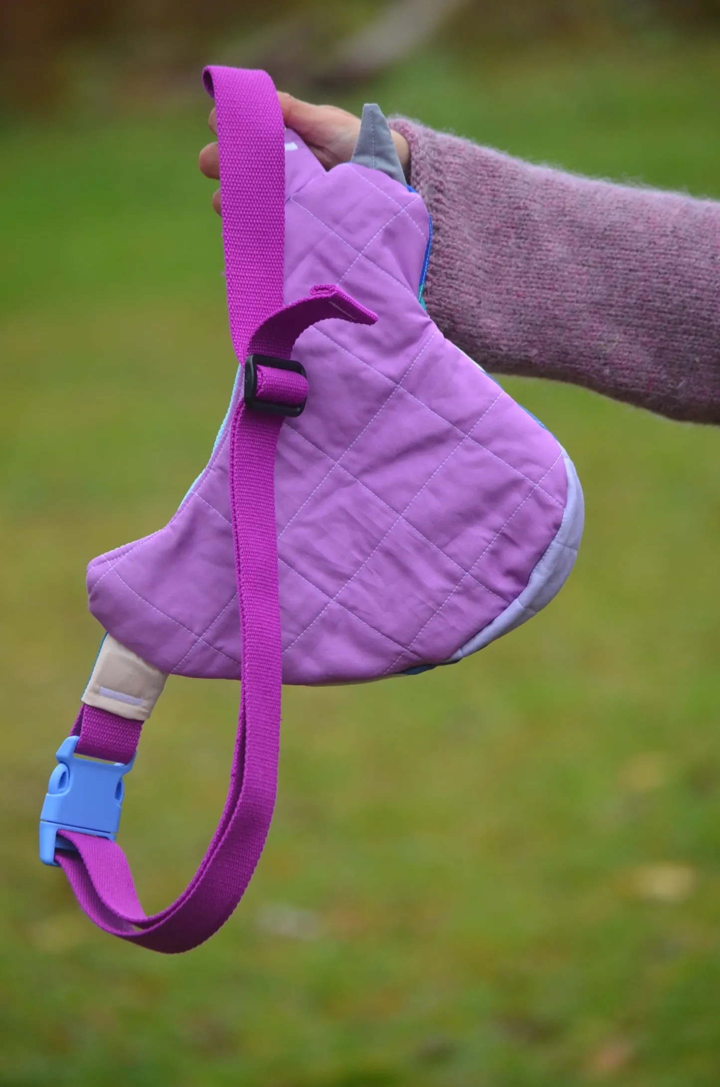 Pre-Order | Handcrafted-Fly Away Crossbody Bird Bag  - Pigeon